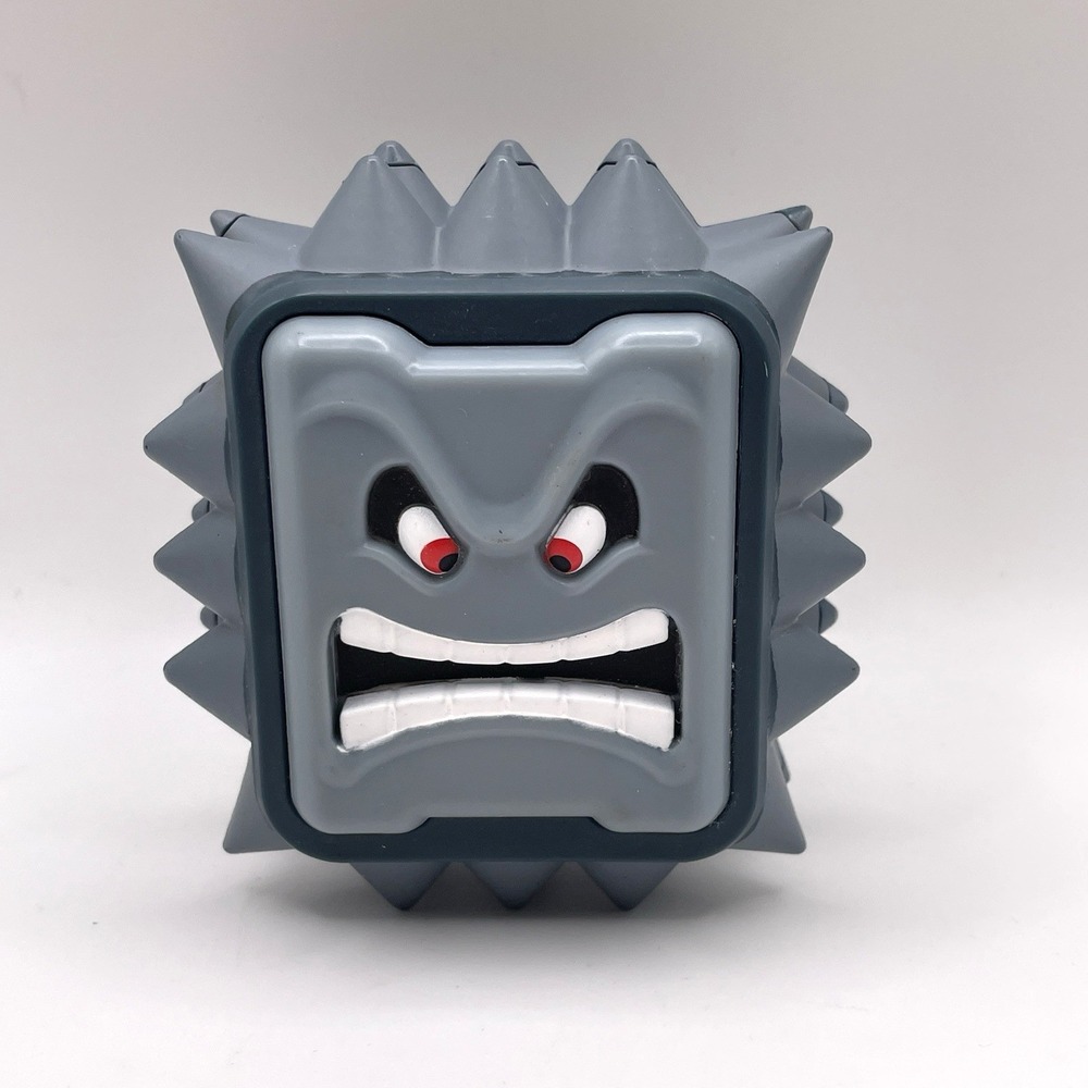 2018 JAKKS World of Nintendo SUPER MARIO BROS Thwomp 3.5" Action Figure